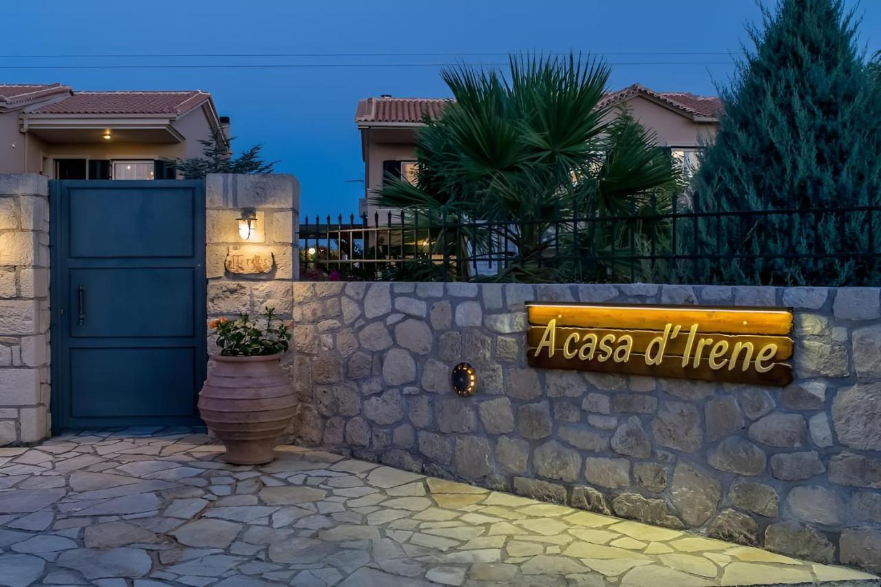 MantzavinátaA Casa D'Irene公寓 外观 照片